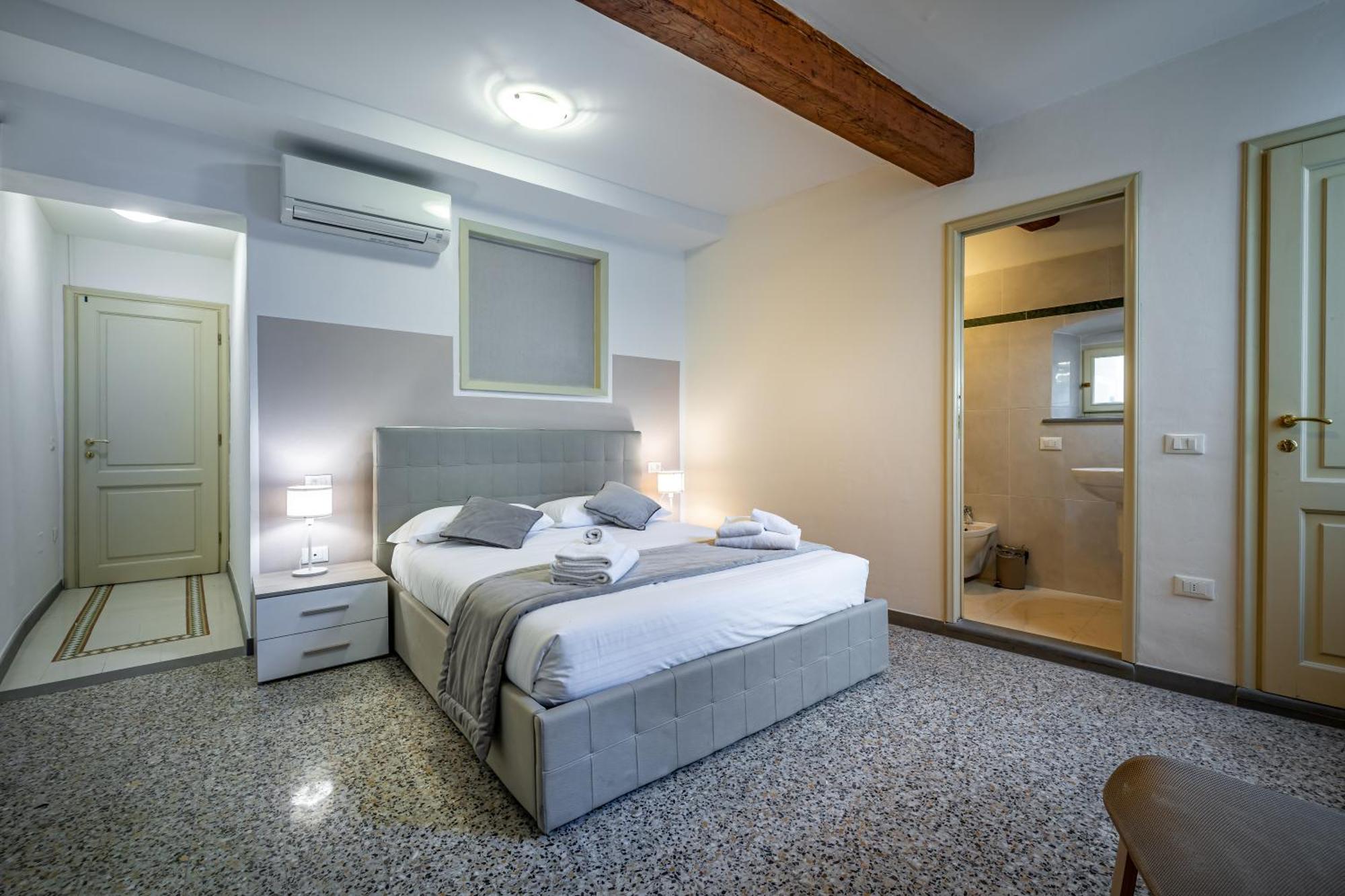 Yid Agnolo Three Bedroom In Firenze