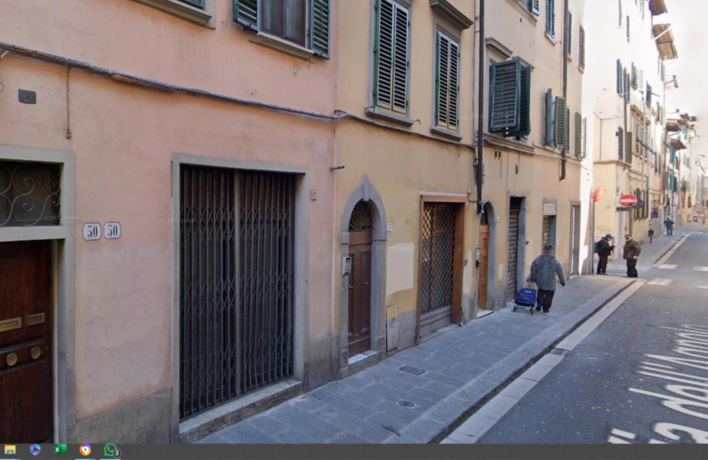 Yid Agnolo Three Bedroom In Appartement *