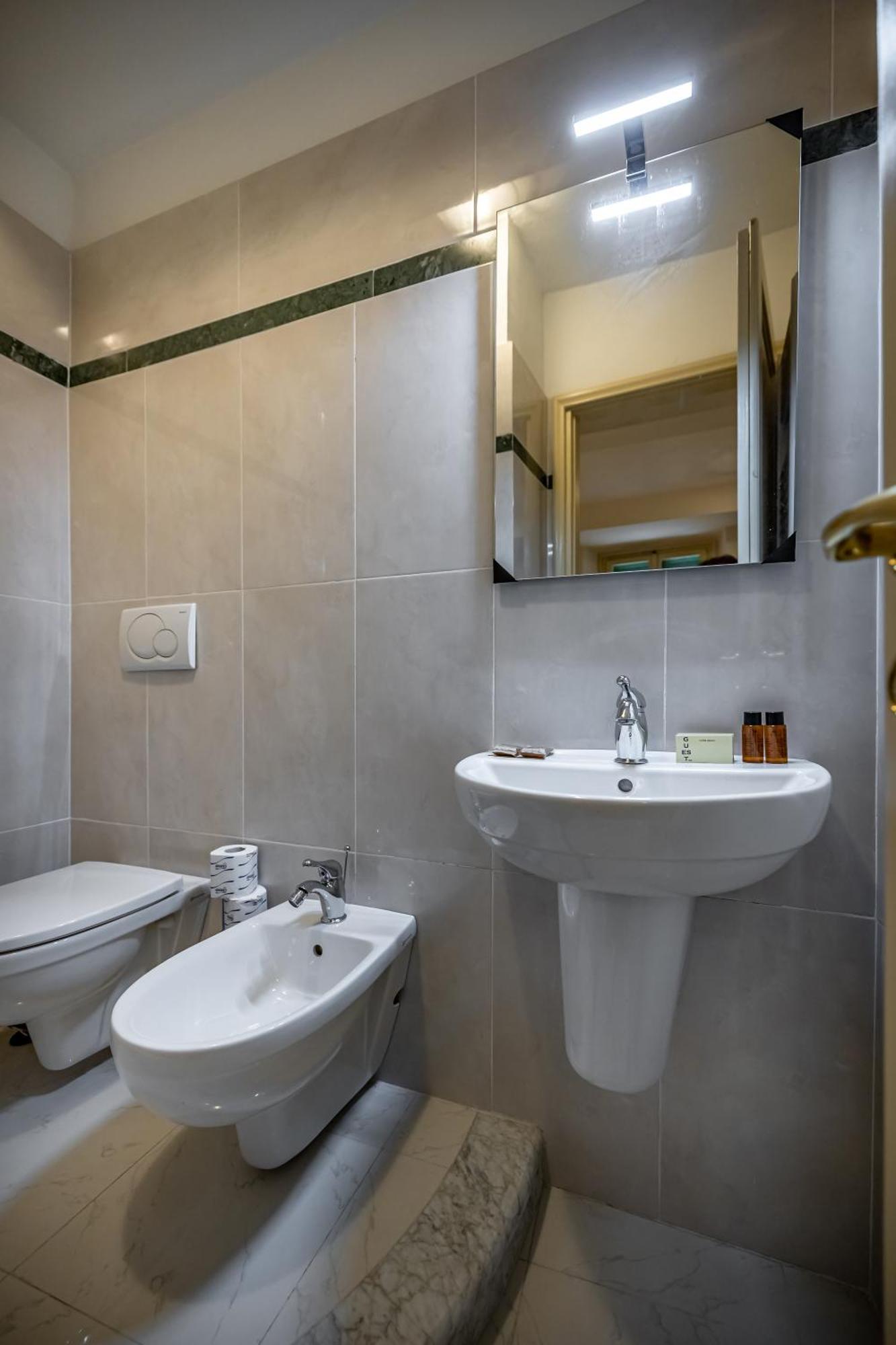 Appartement Yid Agnolo Three Bedroom In *